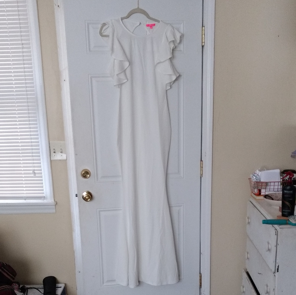NWT White Formal Dress with ruffle sleeves